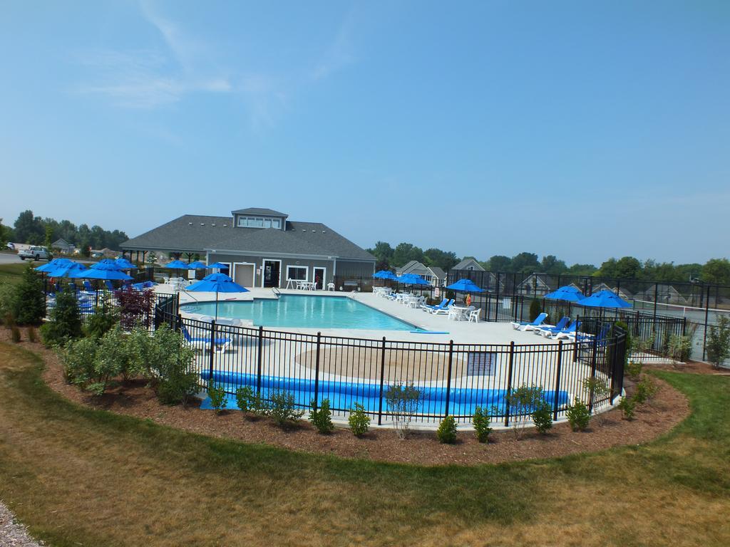 Sandbanks Summer Village Cherry Valley Exterior foto
