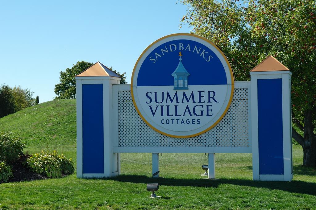 Sandbanks Summer Village Cherry Valley Exterior foto